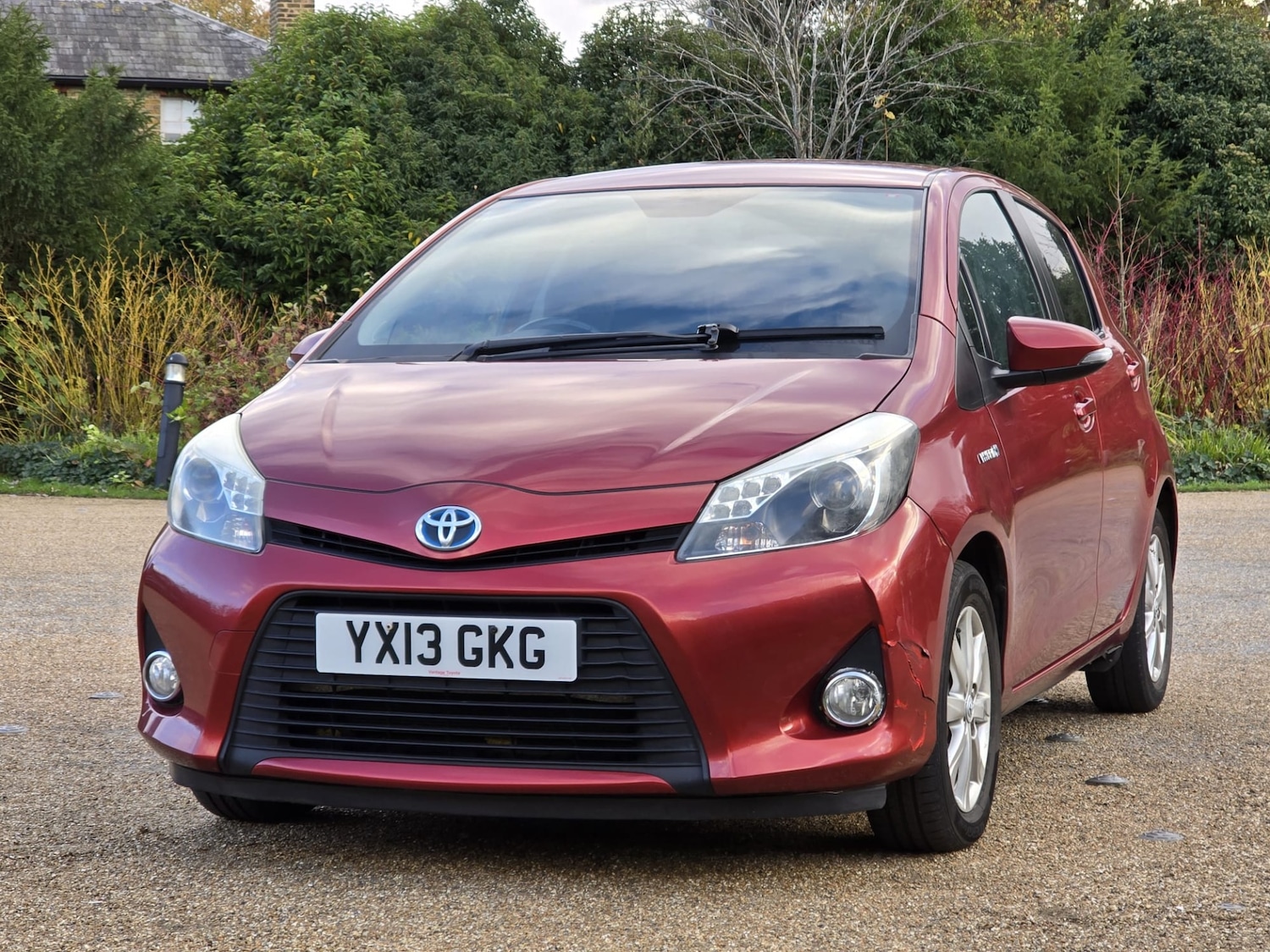 Used Toyota Yaris 2013 for sale - 76610813: Photo 11