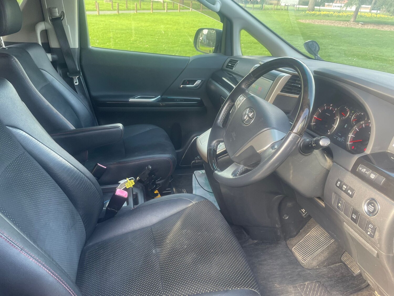 Used Toyota Vellfire 2026 for sale - 77742979: Photo 36