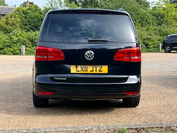 Used Volkswagen Touran 2011 for sale - 78901262: Photo