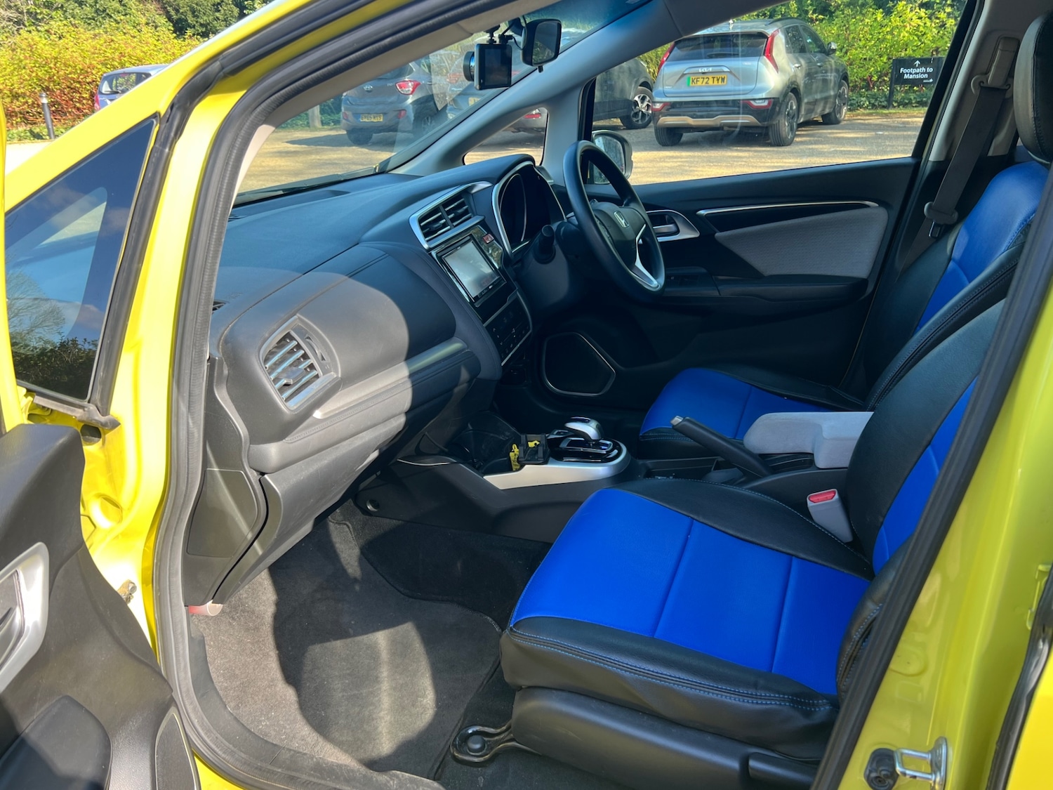 Used Honda Jazz 2015 for sale - 78131864: Photo 35