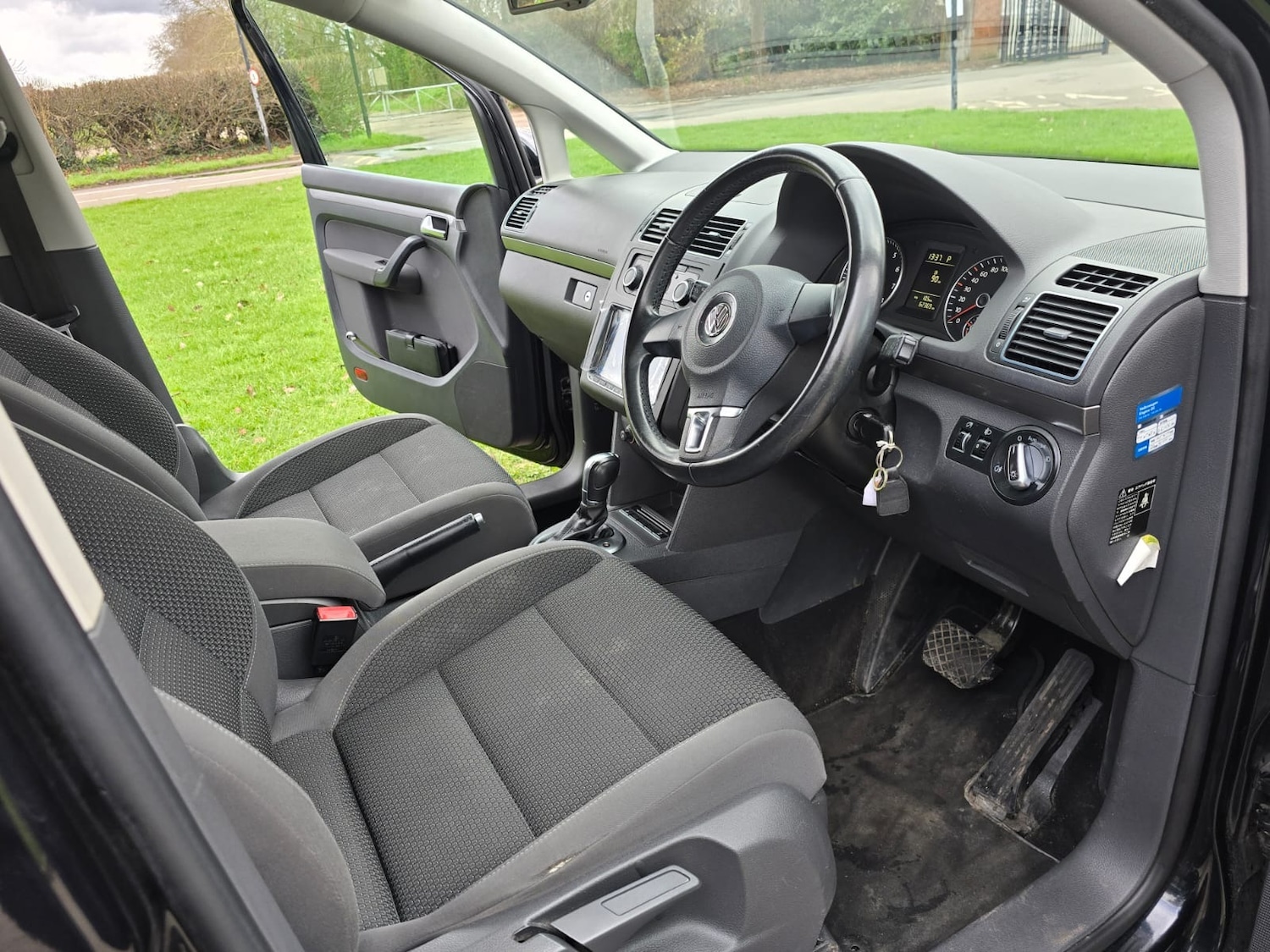 Used Volkswagen Touran 2026 for sale - 77637223: Photo 11