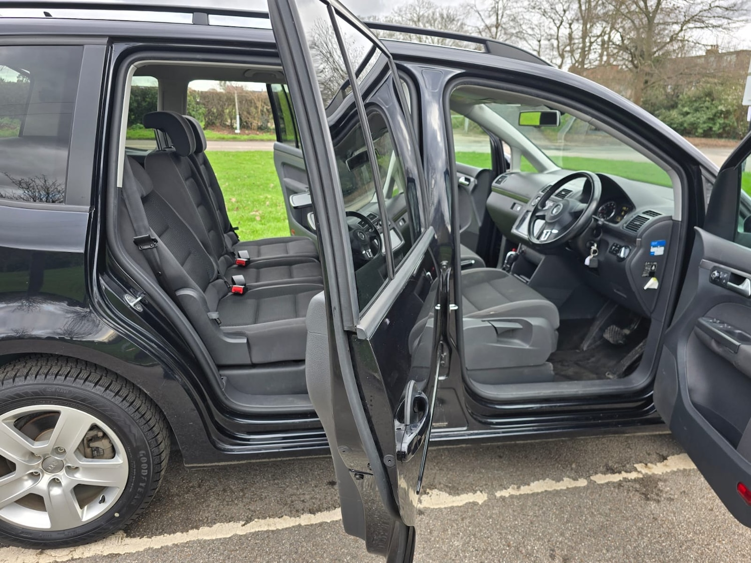 Used Volkswagen Touran 2026 for sale - 77637223: Photo 31