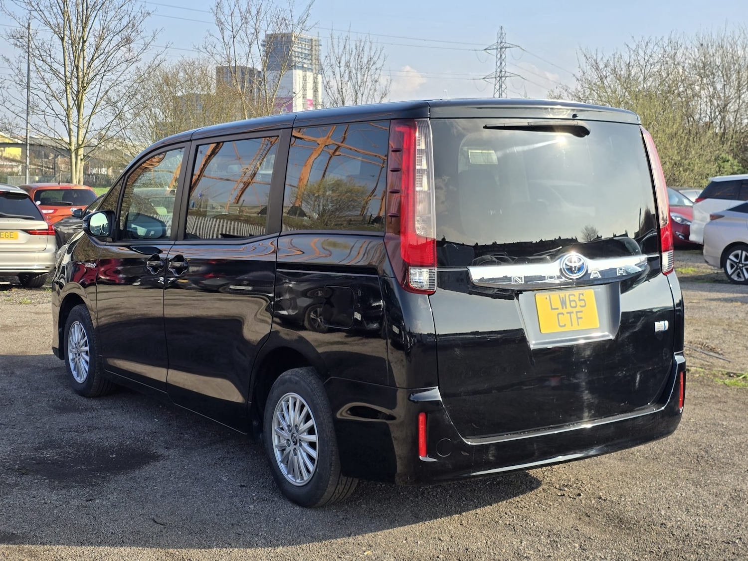 Used Toyota Noah 2026 for sale - 77822704: Photo 8