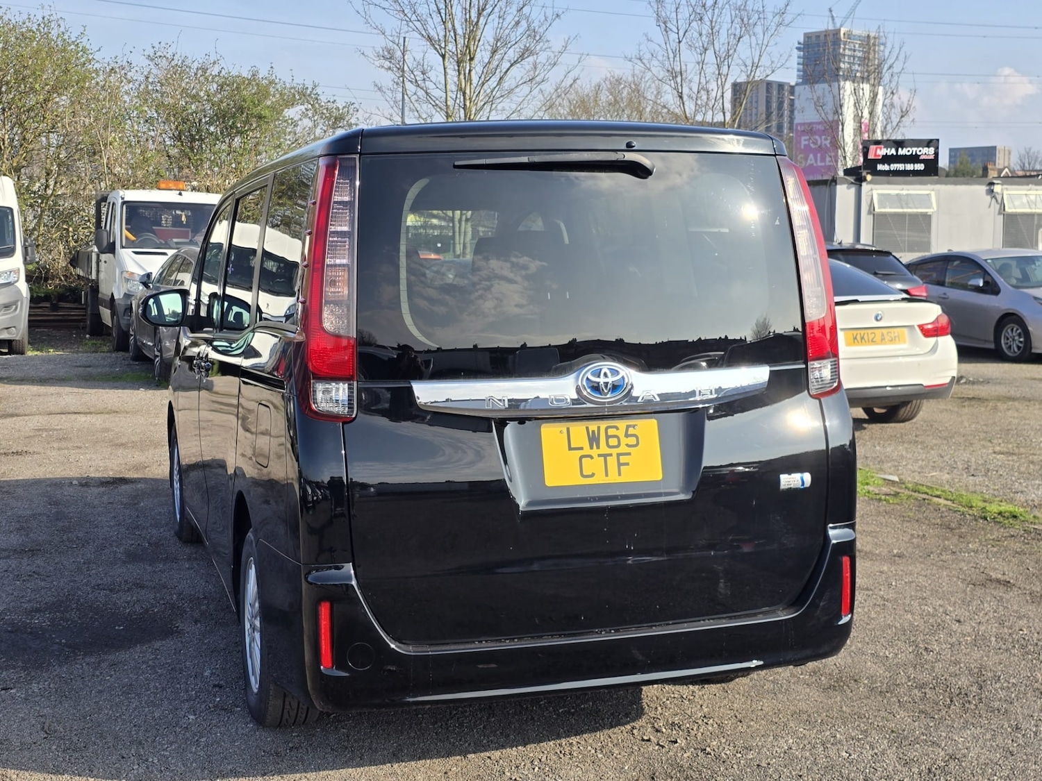 Used Toyota Noah 2026 for sale - 77822704: Photo 9