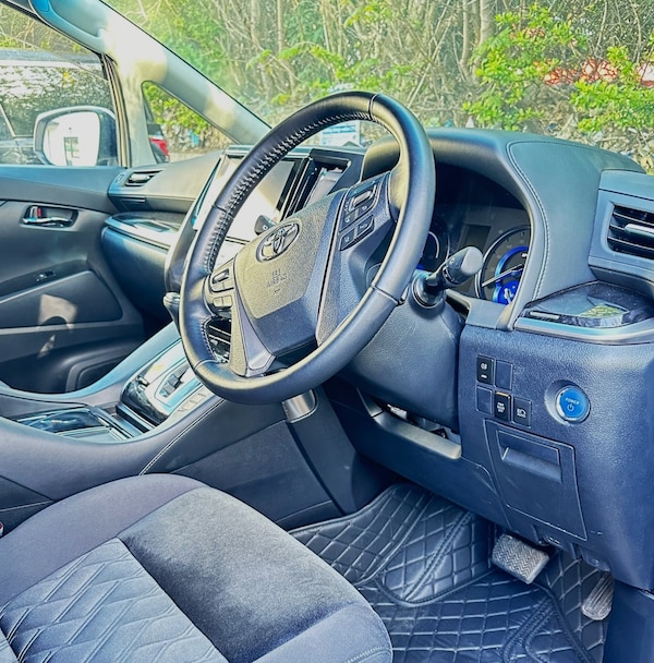 Used Toyota Alphard 2020 for sale - 74634644: Photo 16