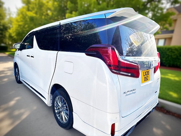 Used Toyota Alphard 2020 for sale - 74634644: Photo 4