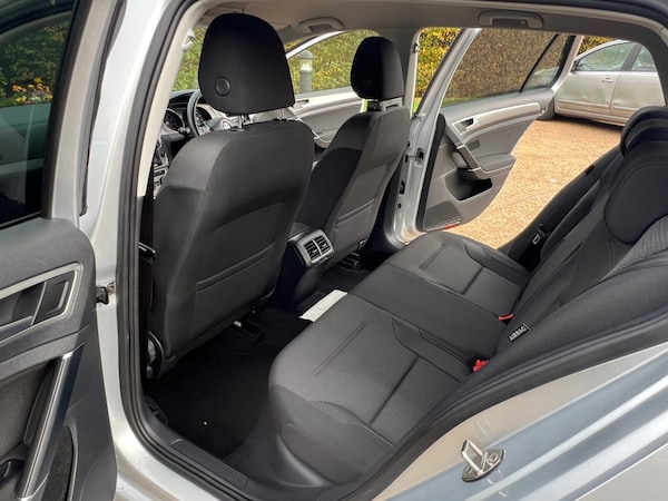 Used Volkswagen Golf 2015 for sale - 76262625: Photo 18
