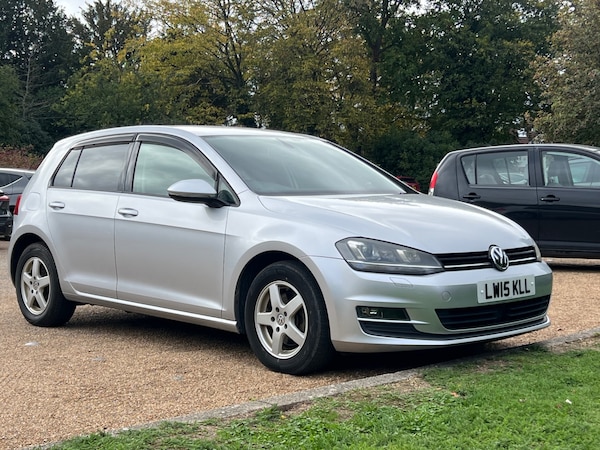 Used Volkswagen Golf 2015 for sale - 76262625: Photo 2