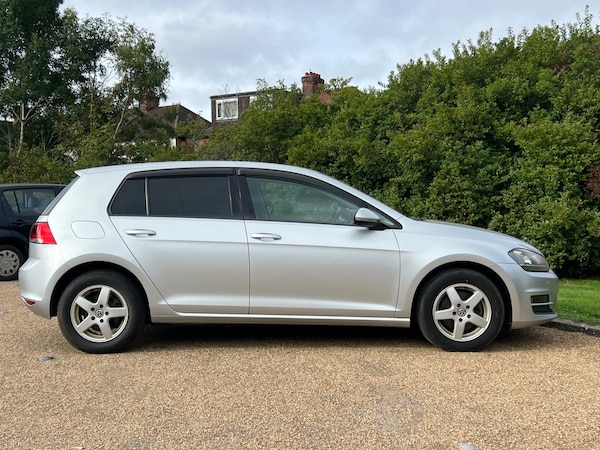 Used Volkswagen Golf 2015 for sale - 76262625: Photo 3