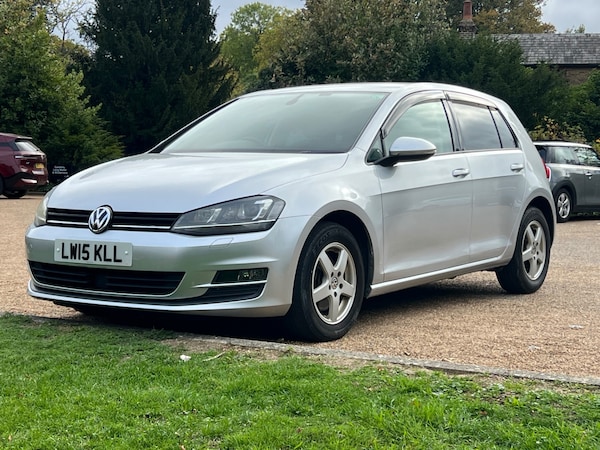 Used Volkswagen Golf 2015 for sale - 76262625: Photo 5