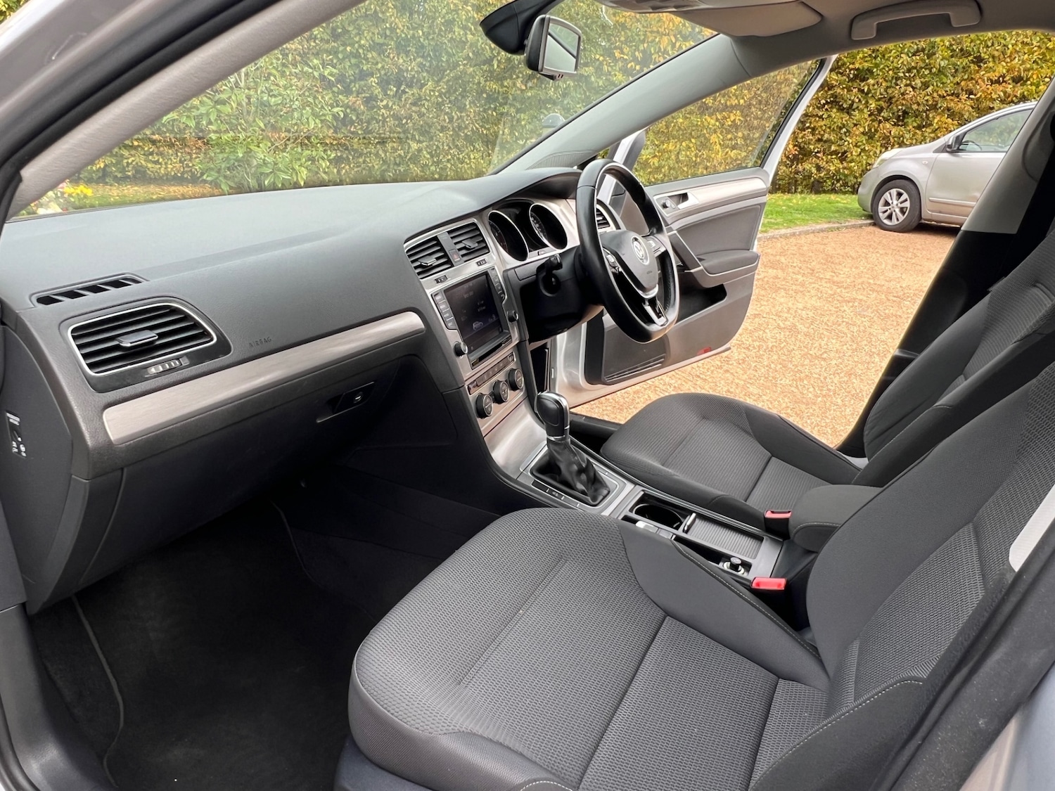 Used Volkswagen Golf 2015 for sale - 76262625: Photo 65