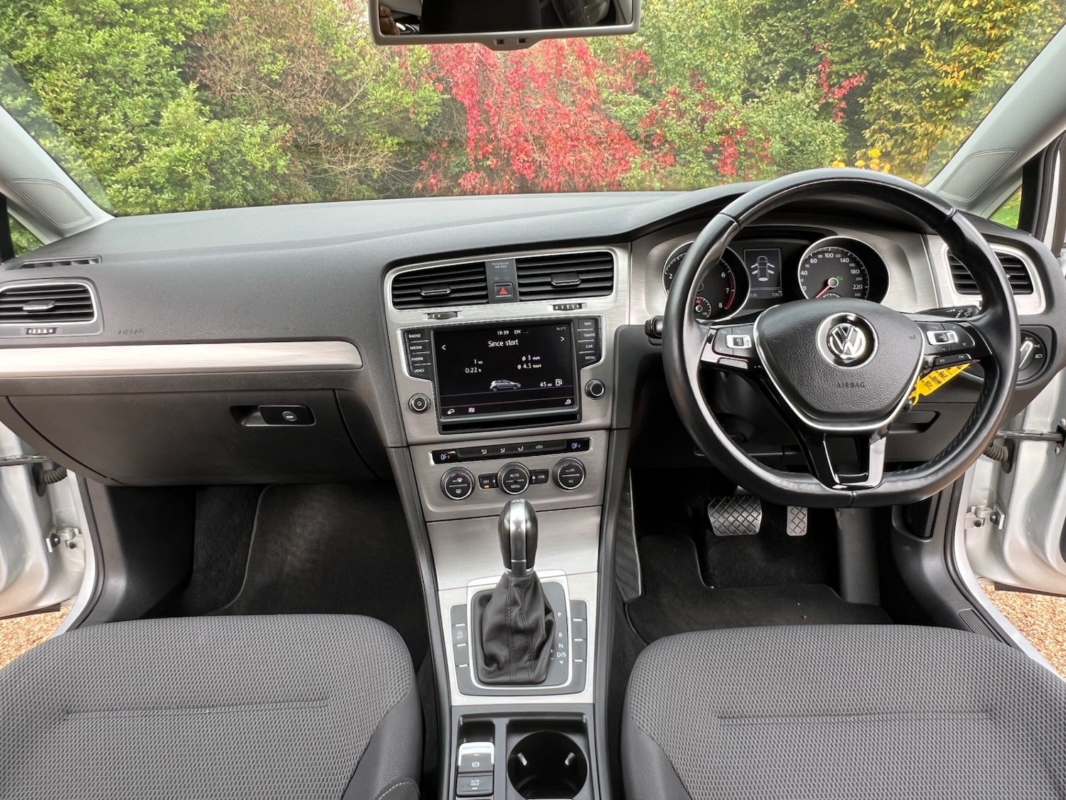 Used Volkswagen Golf 2015 for sale - 76262625: Photo 71