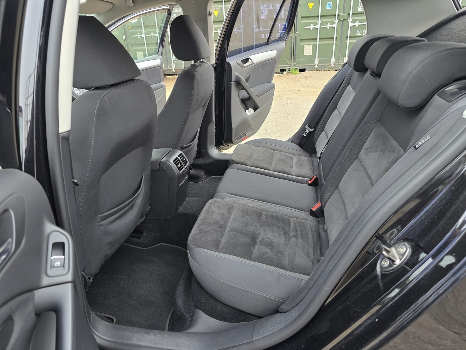 Used Volkswagen Golf 2025 for sale - 76299867: Photo 17