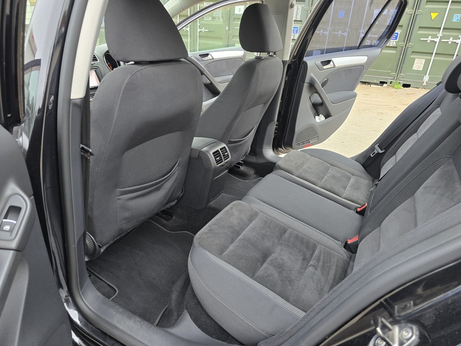 Used Volkswagen Golf 2025 for sale - 76299867: Photo 18