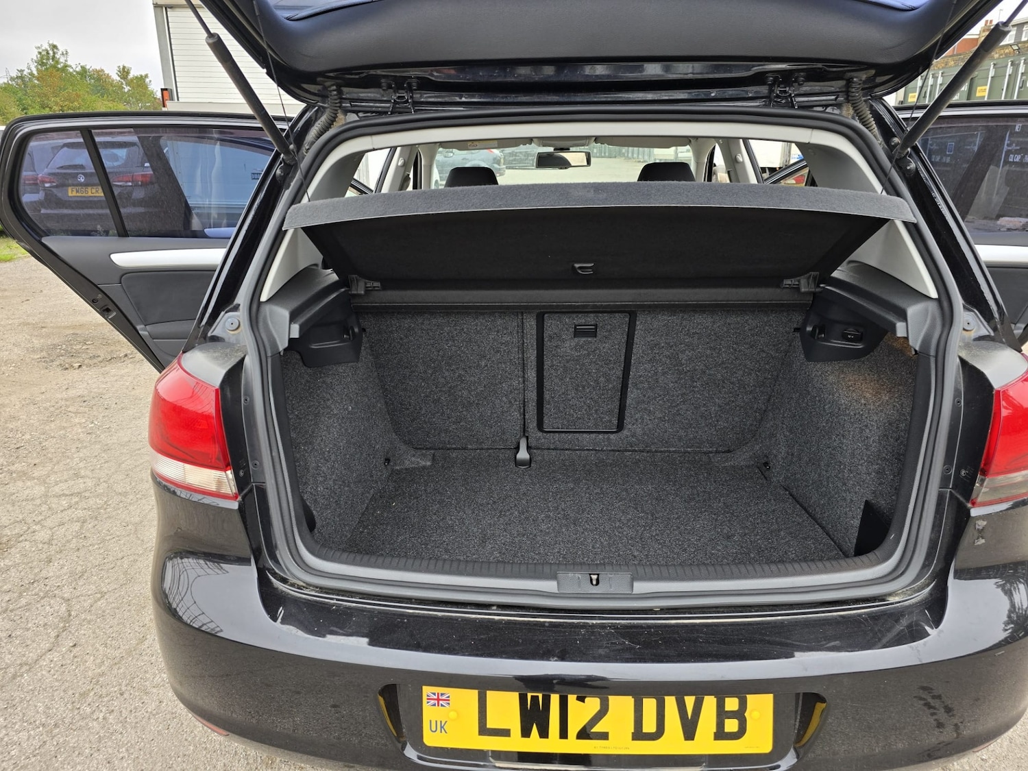 Used Volkswagen Golf 2025 for sale - 76299867: Photo 25