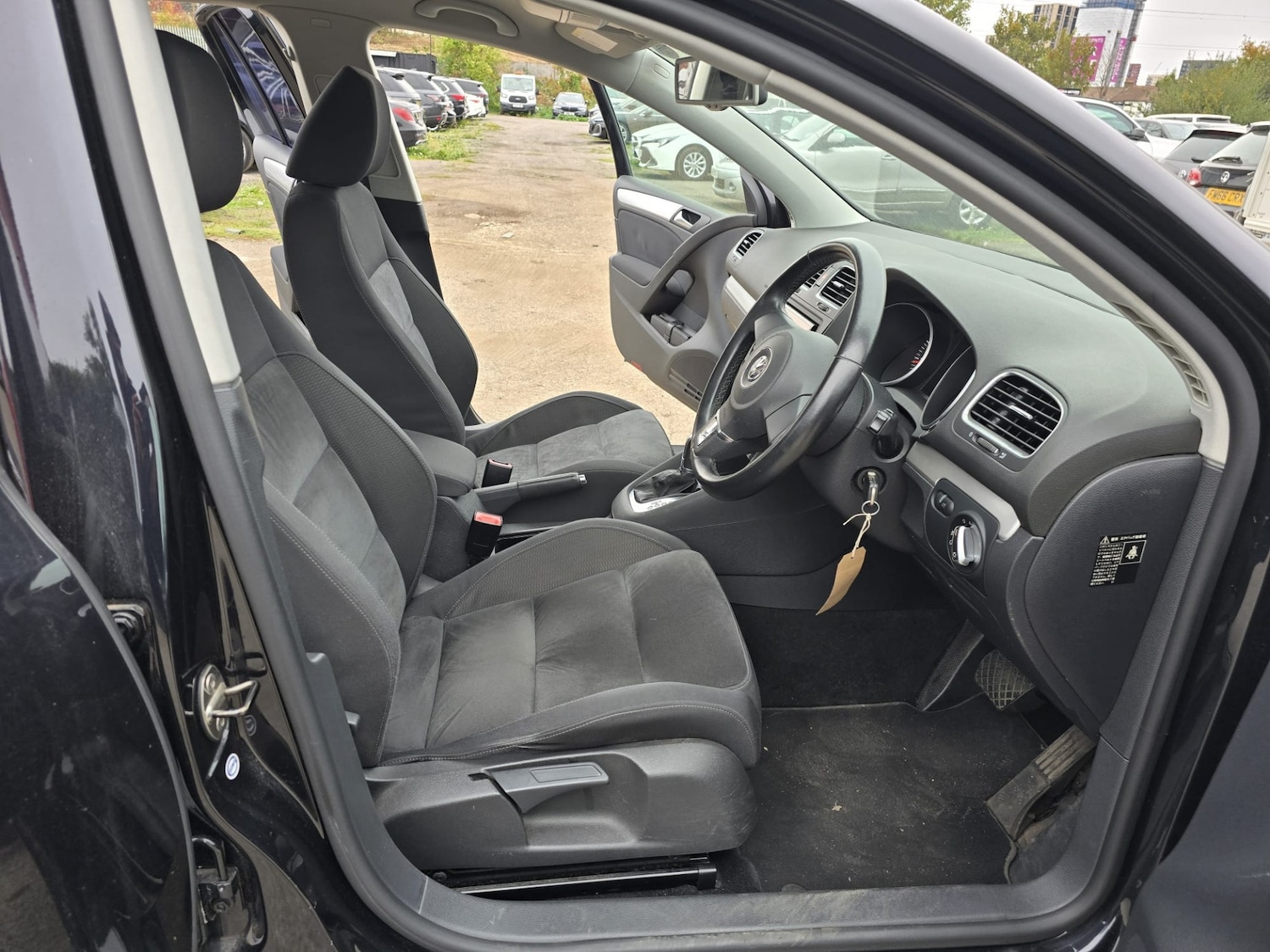 Used Volkswagen Golf 2025 for sale - 76299867: Photo 29