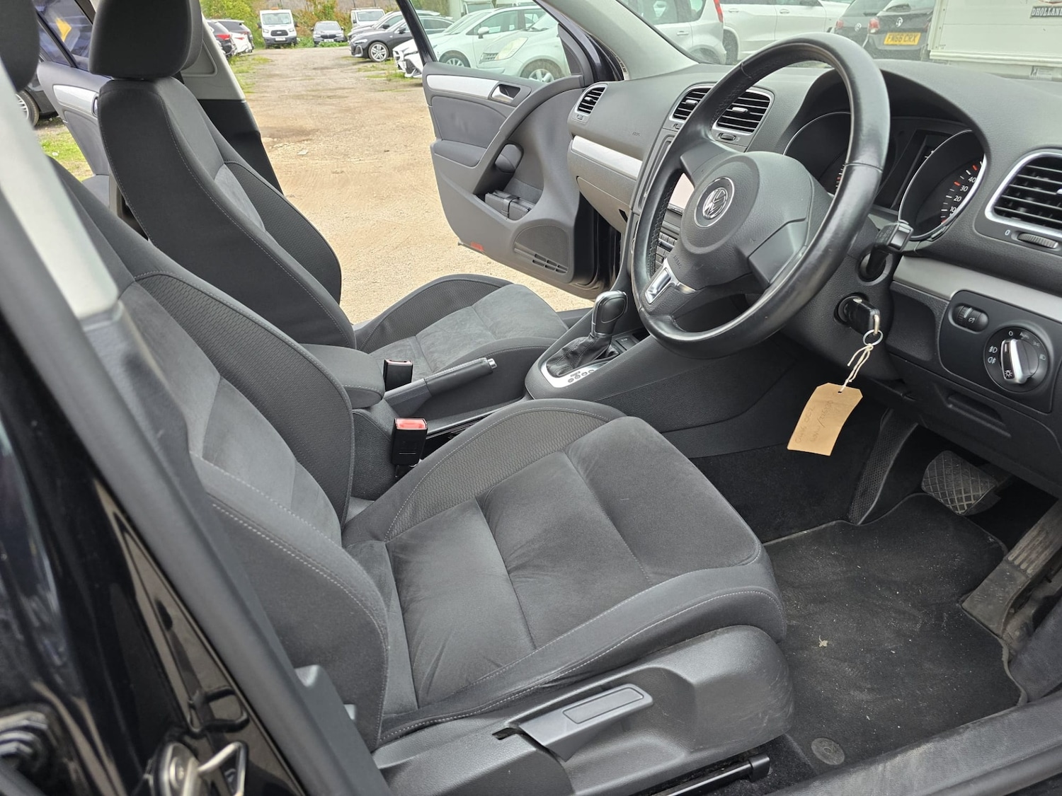 Used Volkswagen Golf 2025 for sale - 76299867: Photo 31