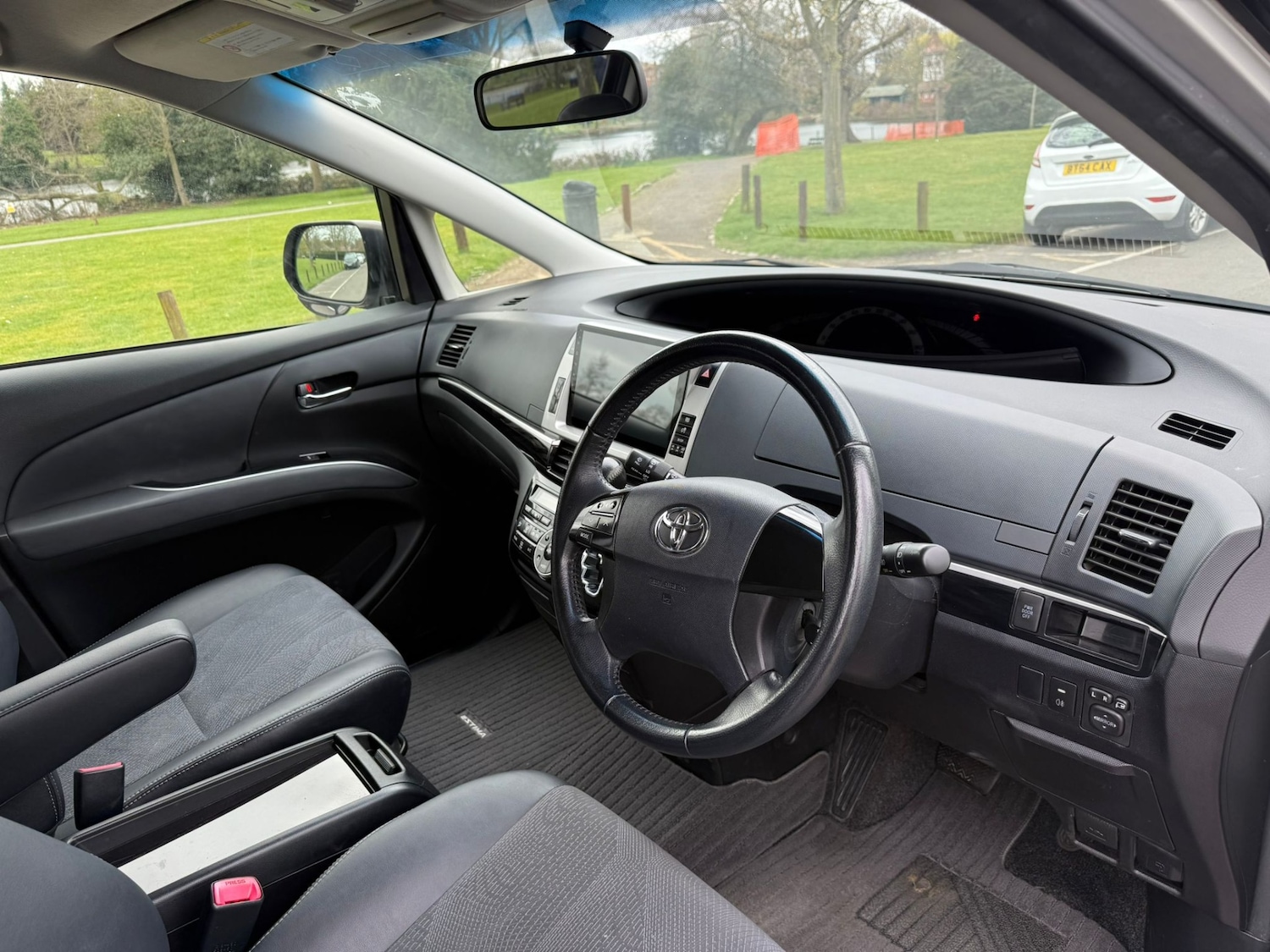 Used Toyota Estima 2026 for sale - 78060582: Photo 10