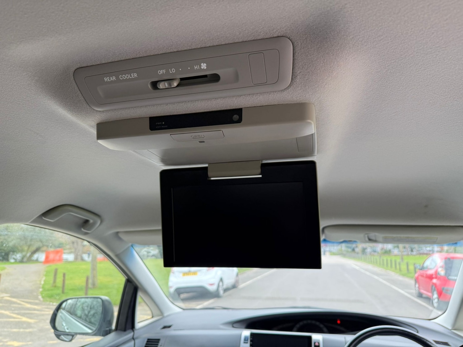 Used Toyota Estima 2026 for sale - 78060582: Photo 16