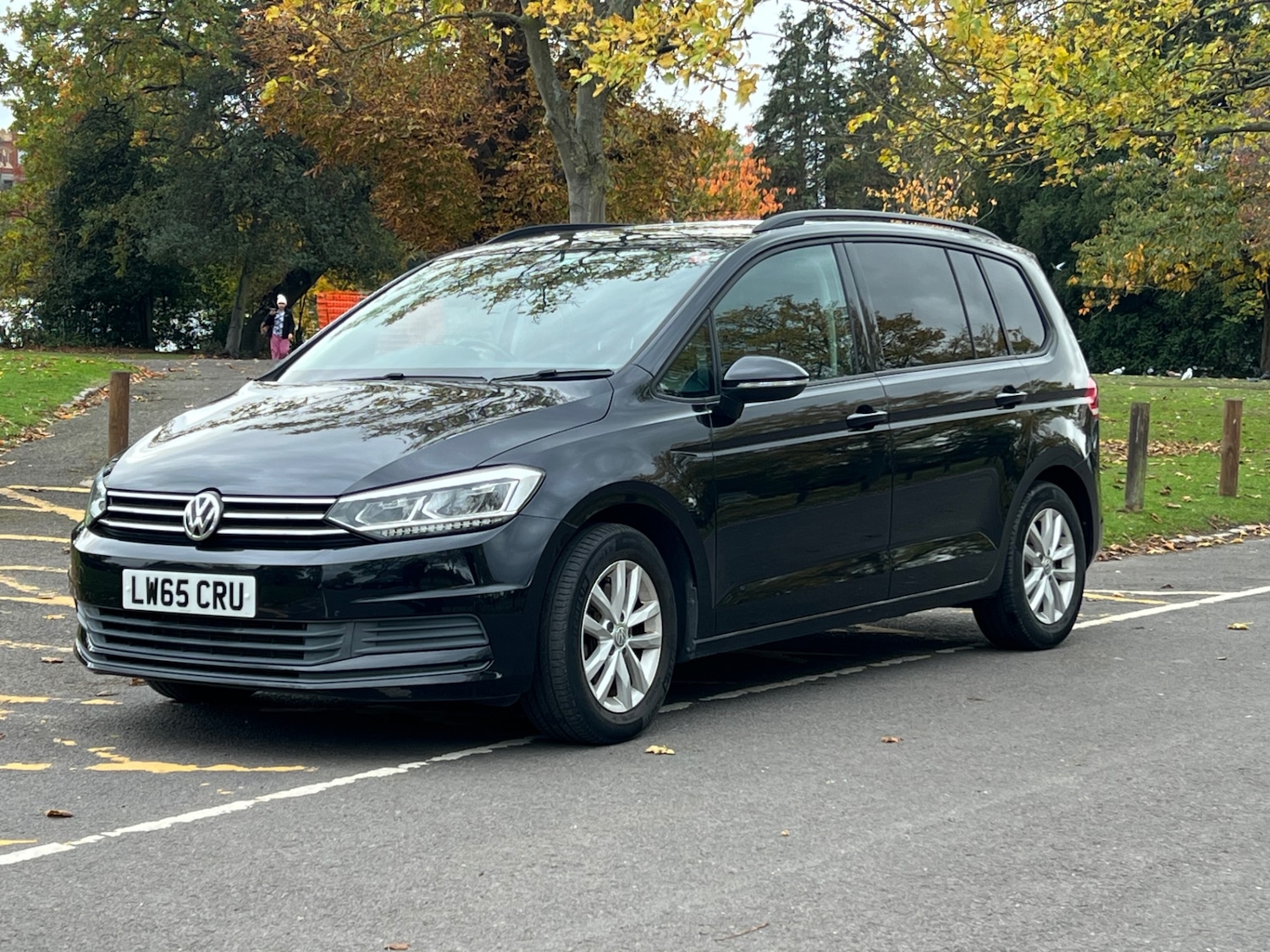 Used Volkswagen Touran 2025 for sale - 76455730: Photo 1