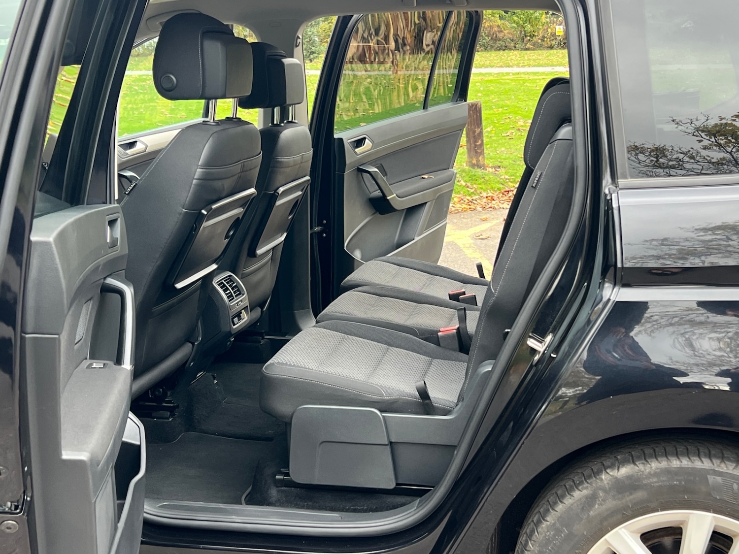 Used Volkswagen Touran 2025 for sale - 76455730: Photo 12