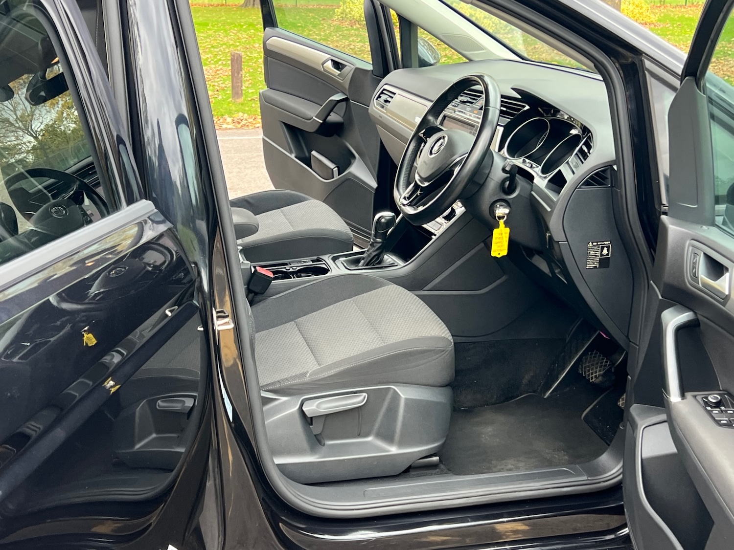 Used Volkswagen Touran 2025 for sale - 76455730: Photo 41