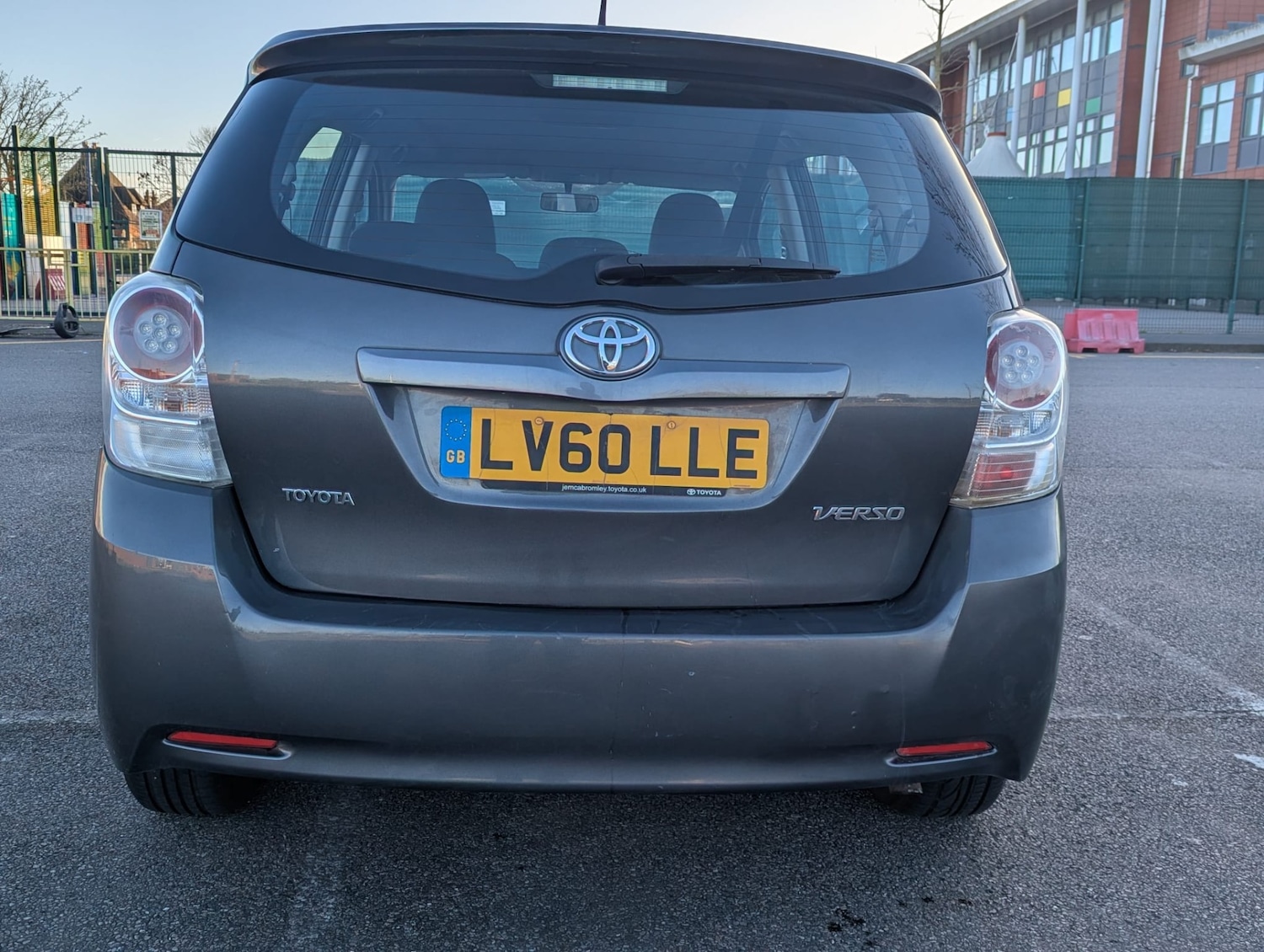 Used Toyota Verso 2010 for sale - 77053501: Photo 11