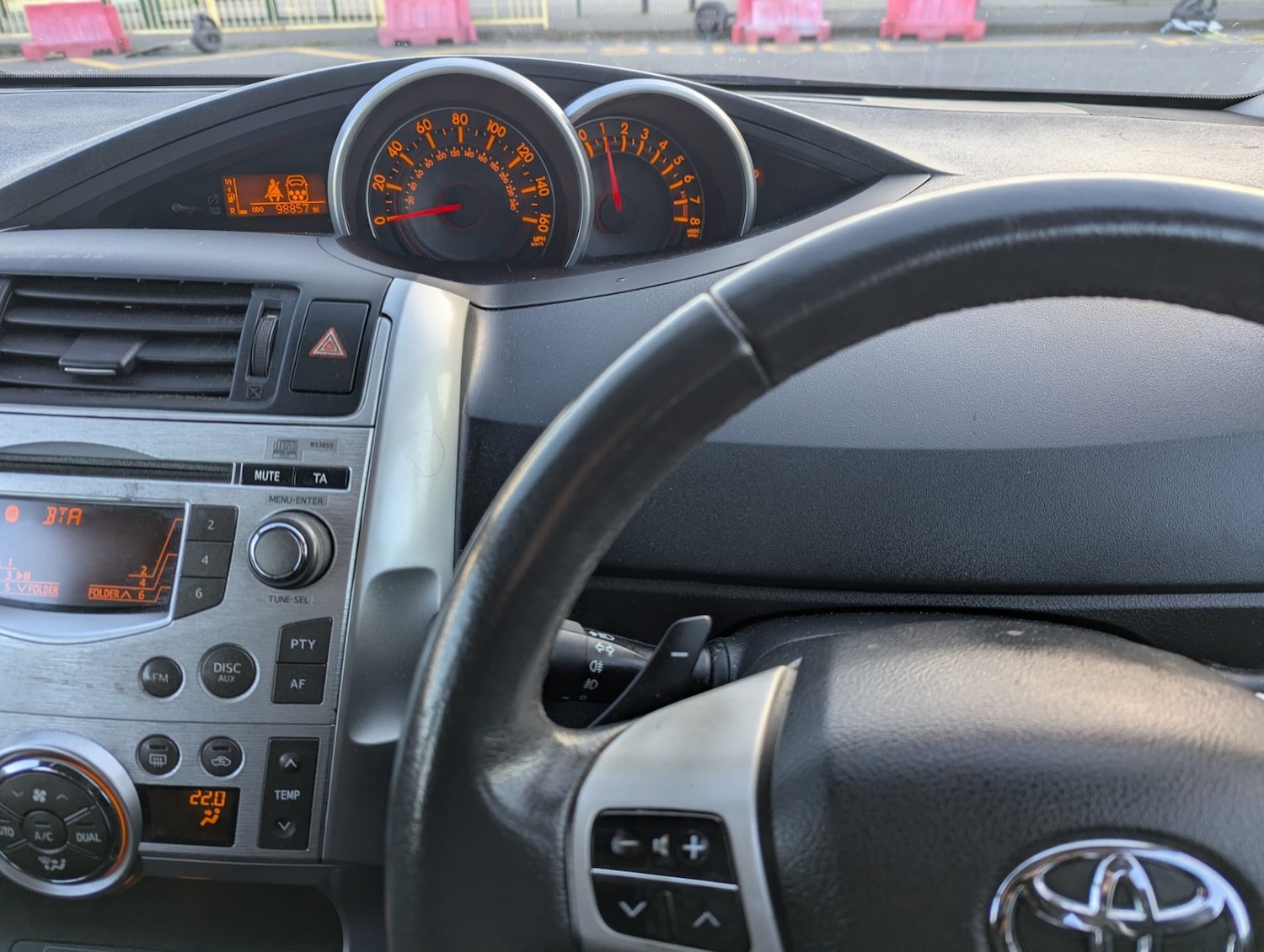 Used Toyota Verso 2010 for sale - 77053501: Photo 23