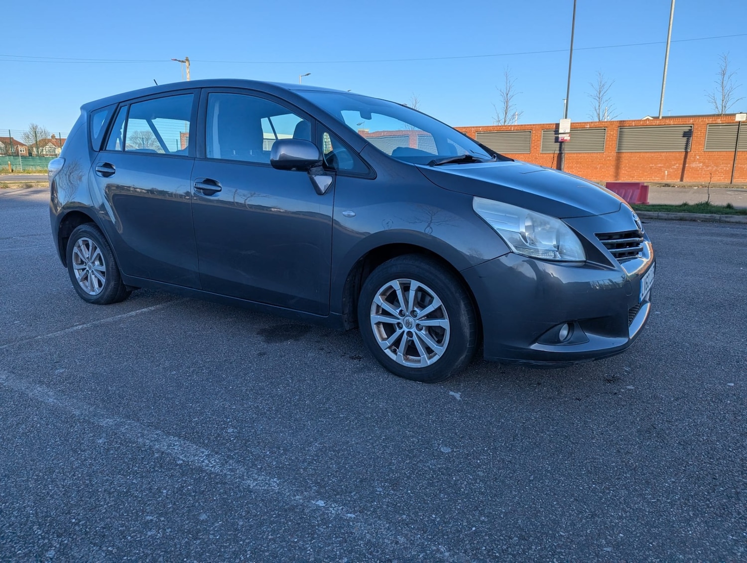 Used Toyota Verso 2010 for sale - 77053501: Photo 4