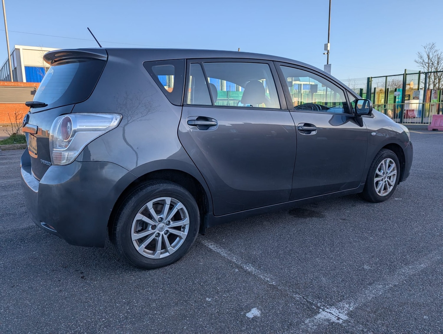 Used Toyota Verso 2010 for sale - 77053501: Photo 9