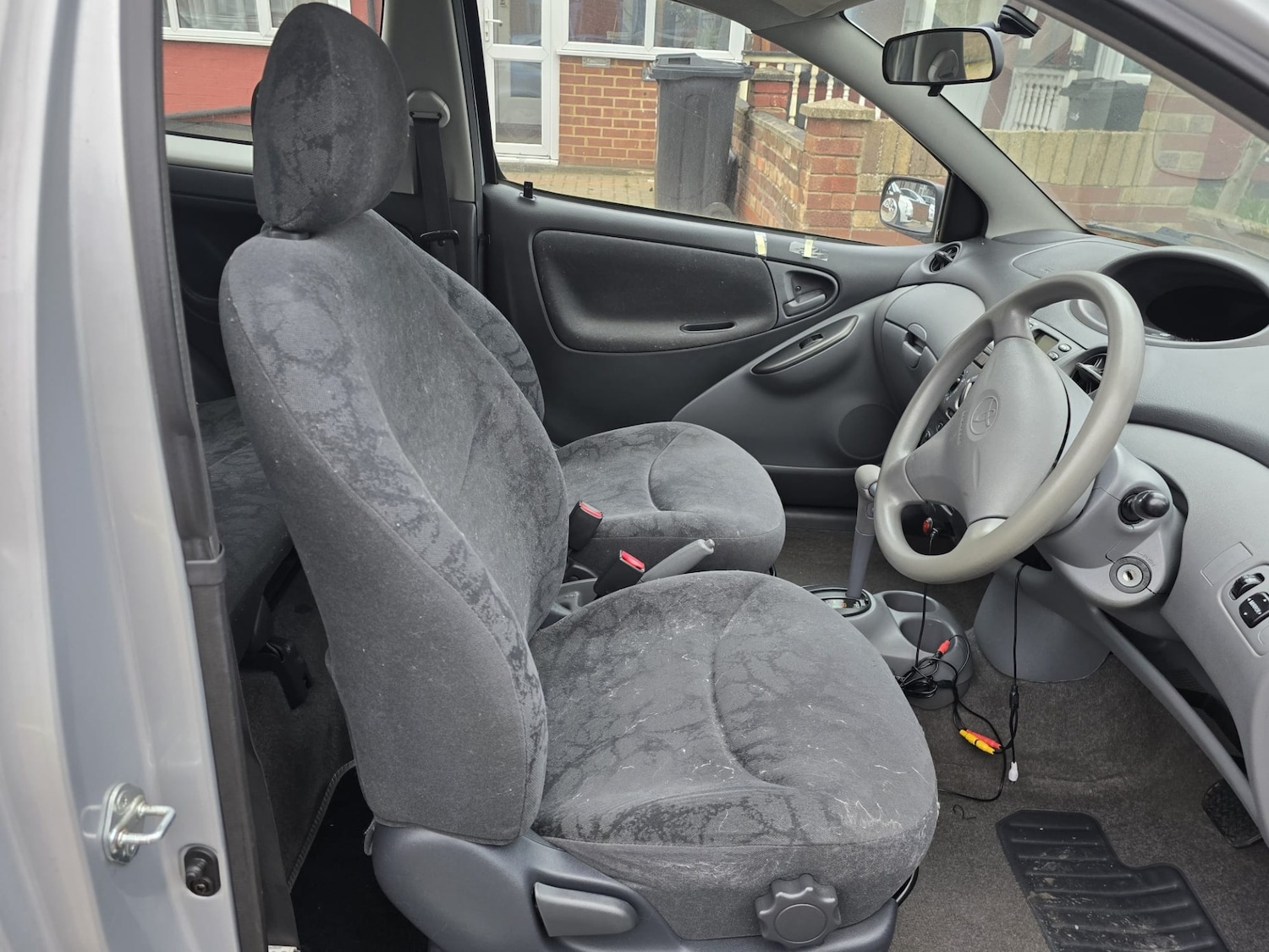 Used Toyota Yaris 2002 for sale - 77852691: Photo 21