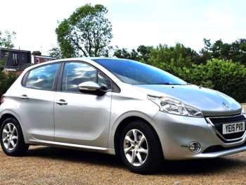 Used Peugeot 208 2015 for sale - 74618091: Photo