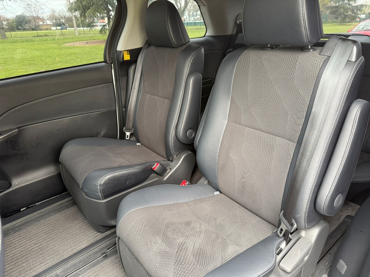 Used Toyota Estima 2026 for sale - 78060653: Photo 13