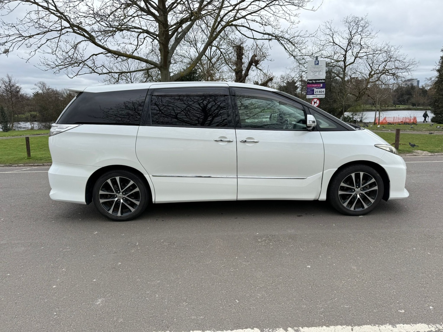 Used Toyota Estima 2026 for sale - 78060653: Photo 6