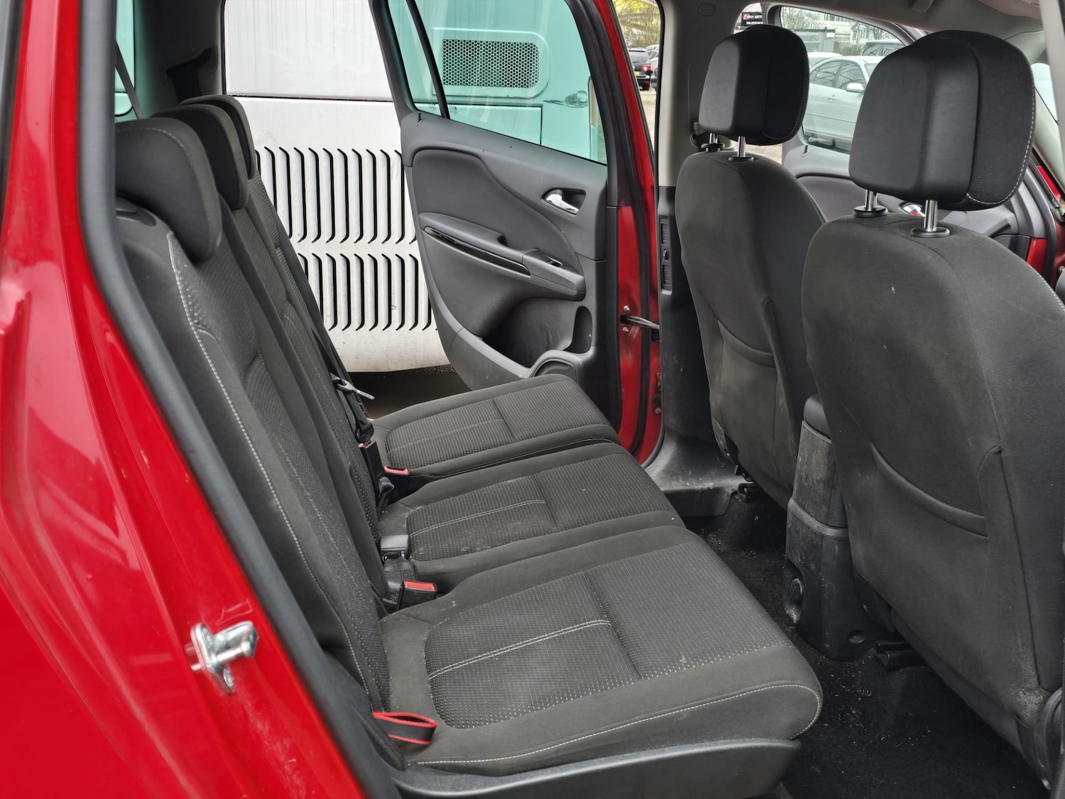 Used Vauxhall Zafira 2015 for sale - 77610665: Photo 10