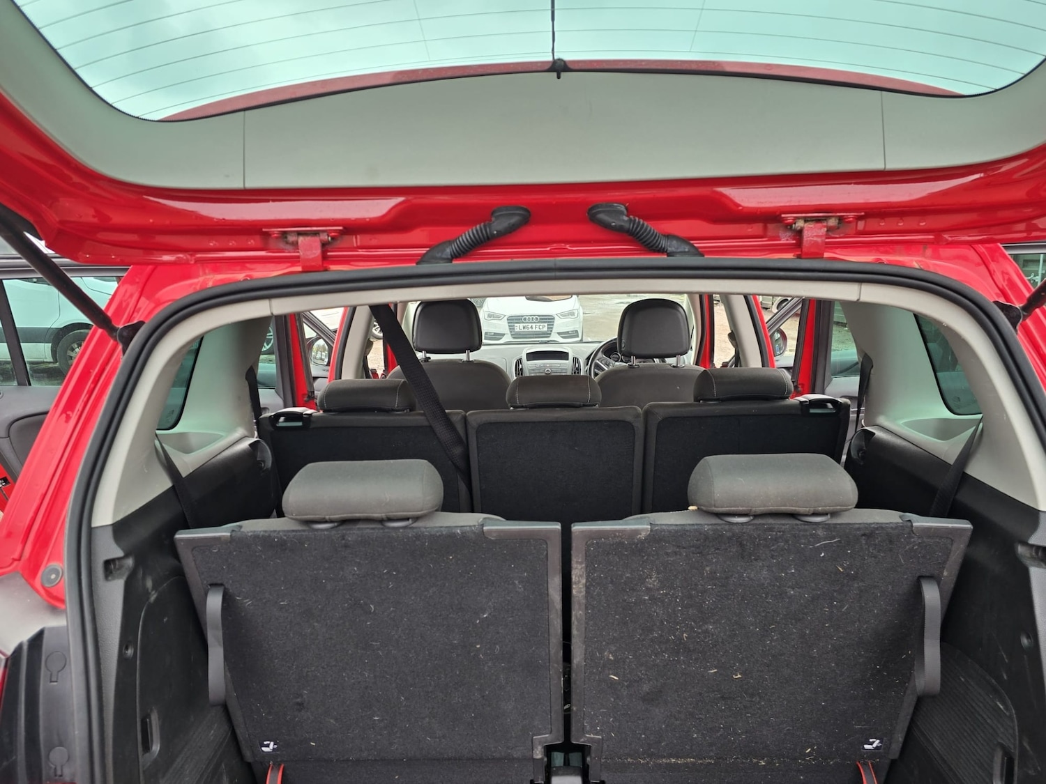 Used Vauxhall Zafira 2015 for sale - 77610665: Photo 28