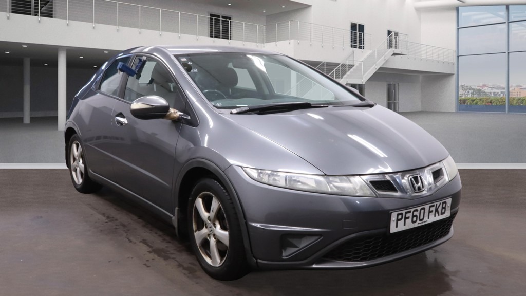 Used Honda Civic 2011 for sale - 76817481: Photo 1