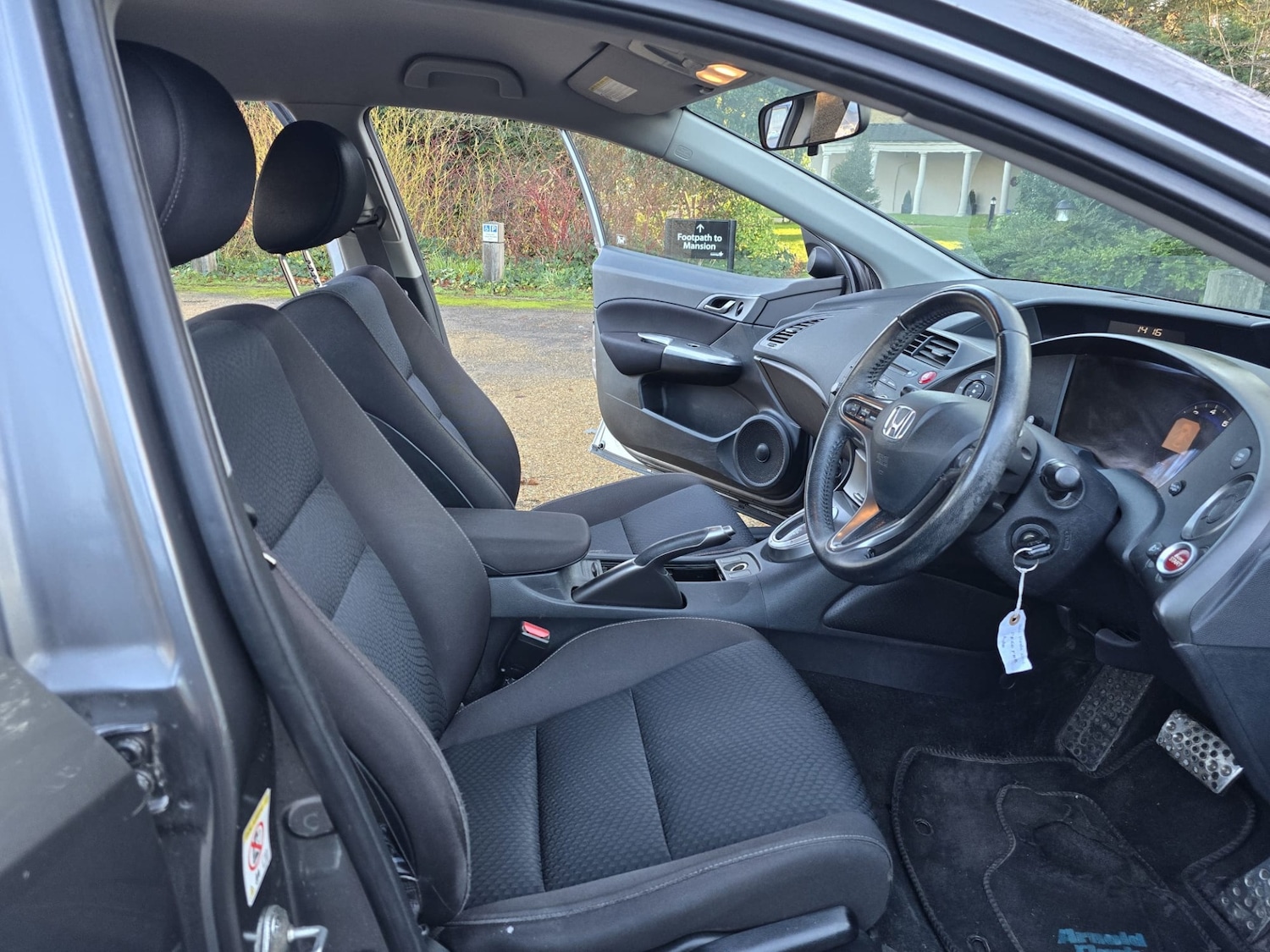 Used Honda Civic 2011 for sale - 76817481: Photo 29