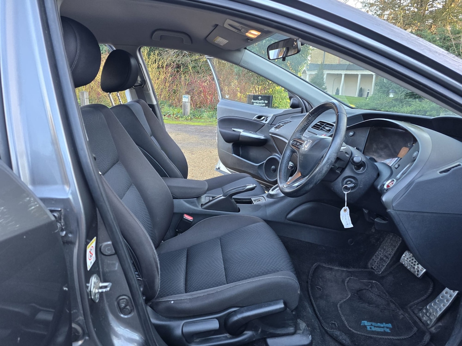 Used Honda Civic 2011 for sale - 76817481: Photo 32