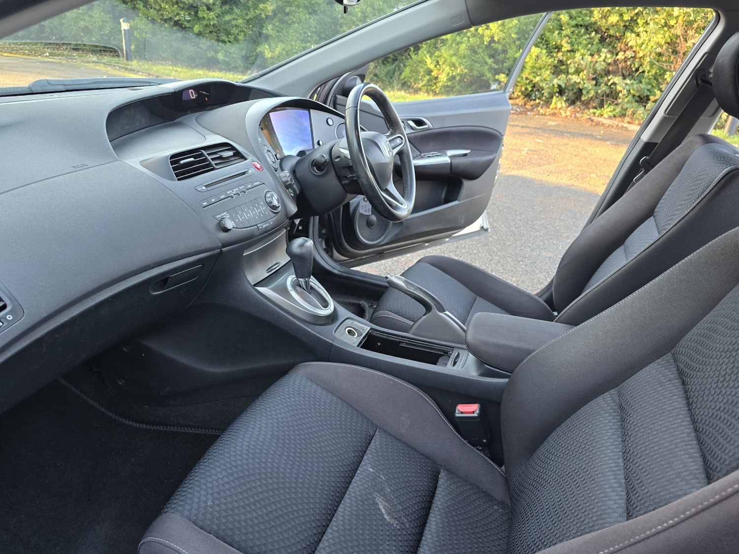 Used Honda Civic 2011 for sale - 76817481: Photo 35