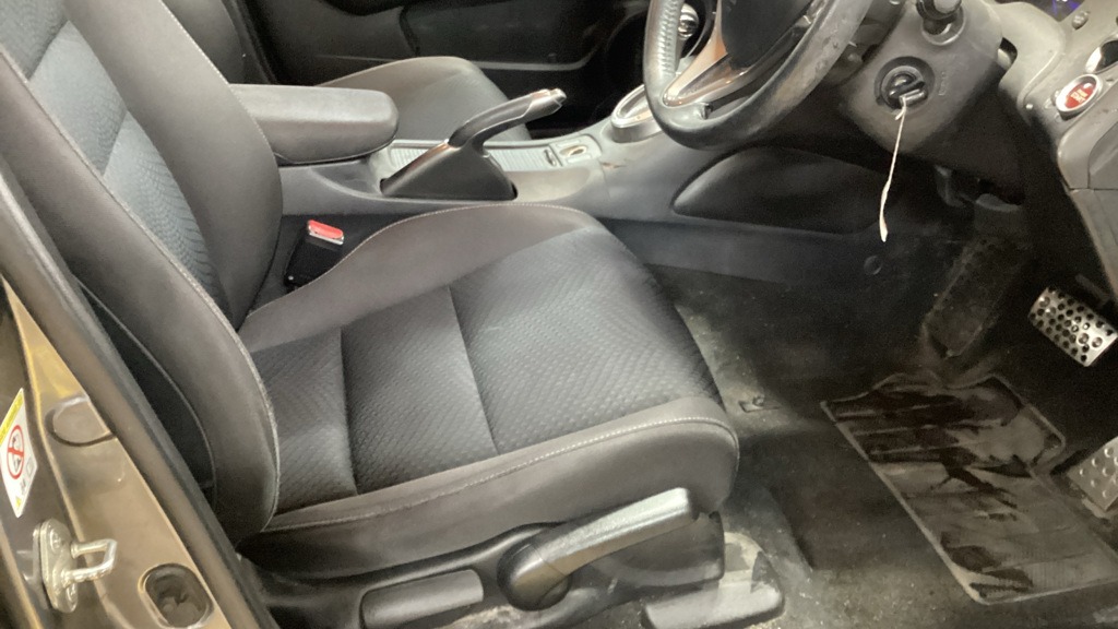 Used Honda Civic 2011 for sale - 76817481: Photo 7