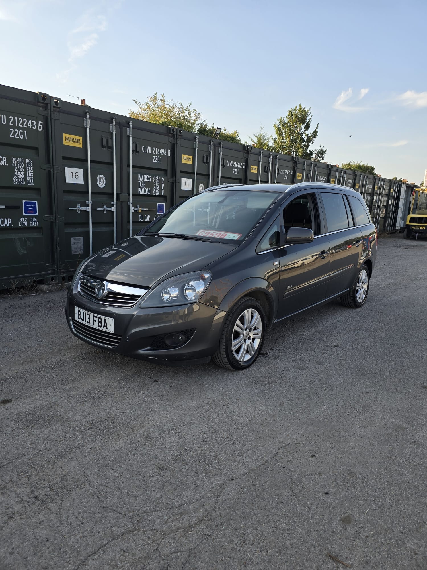 Used Vauxhall Zafira 2013 for sale - 76891733: Photo 2