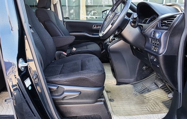 Used Toyota Voxy 2015 for sale - 74446391: Photo 21