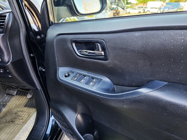 Used Toyota Voxy 2015 for sale - 74446391: Photo 28