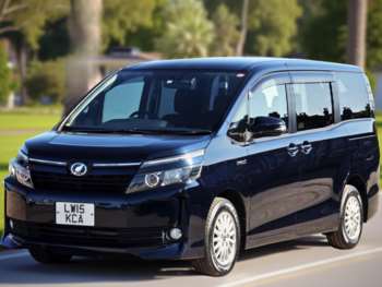 Used Toyota Voxy 2015 for sale - 74446391: Photo