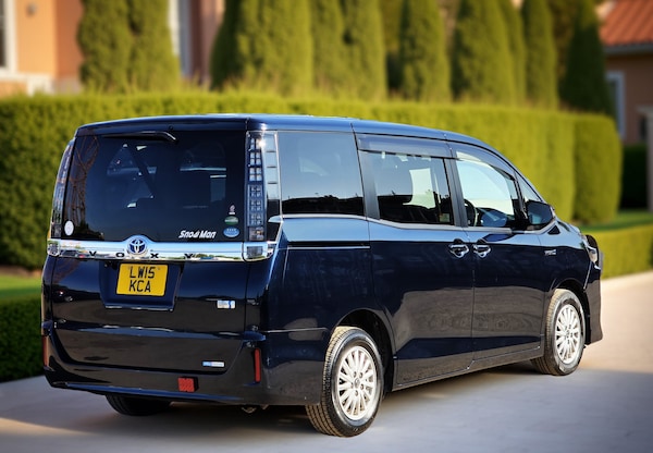 Used Toyota Voxy 2015 for sale - 74446391: Photo 5