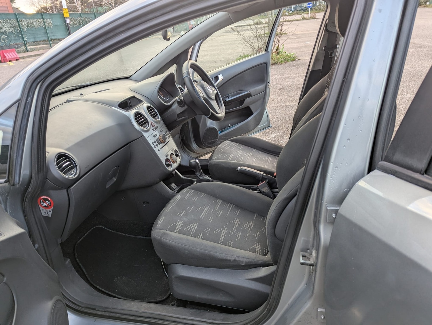 Used Vauxhall Corsa 2013 for sale - 77053538: Photo 24