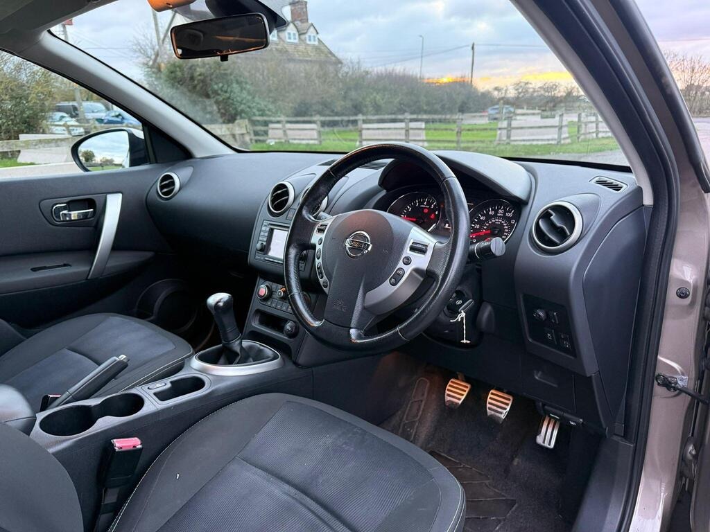 Used Nissan Qashqai 2011 for sale - 77213559: Photo 15