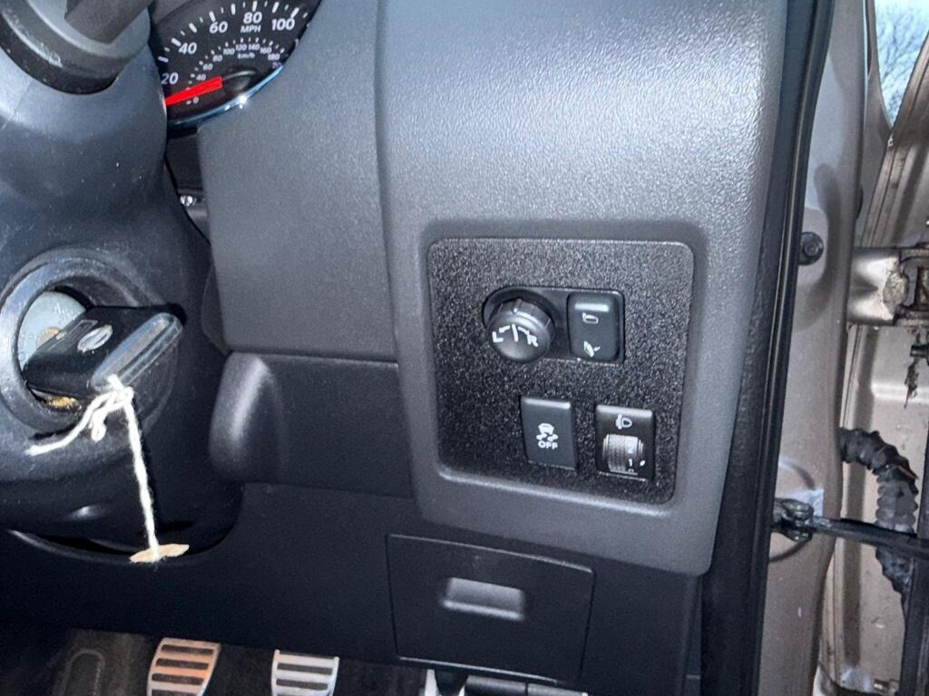 Used Nissan Qashqai 2011 for sale - 77213559: Photo 25