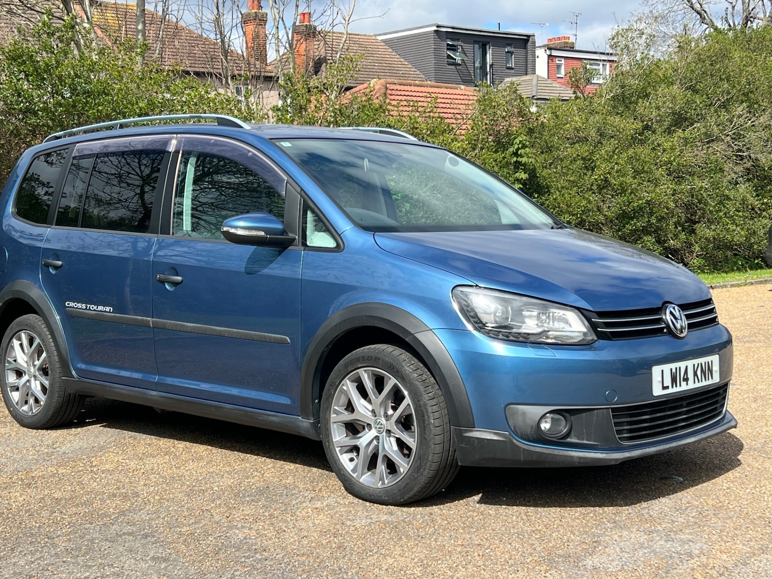 Used Volkswagen Touran 2026 for sale - 78132696: Photo 1